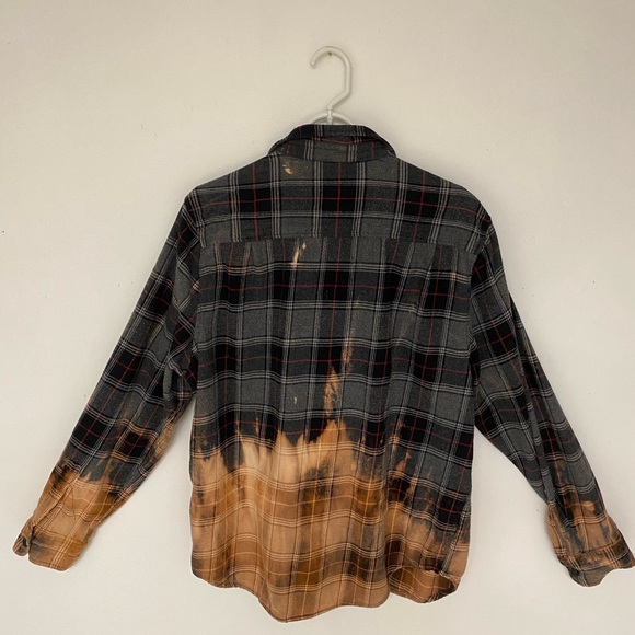Men’s Field and Stream Custom Flannel - Picture 3 of 8